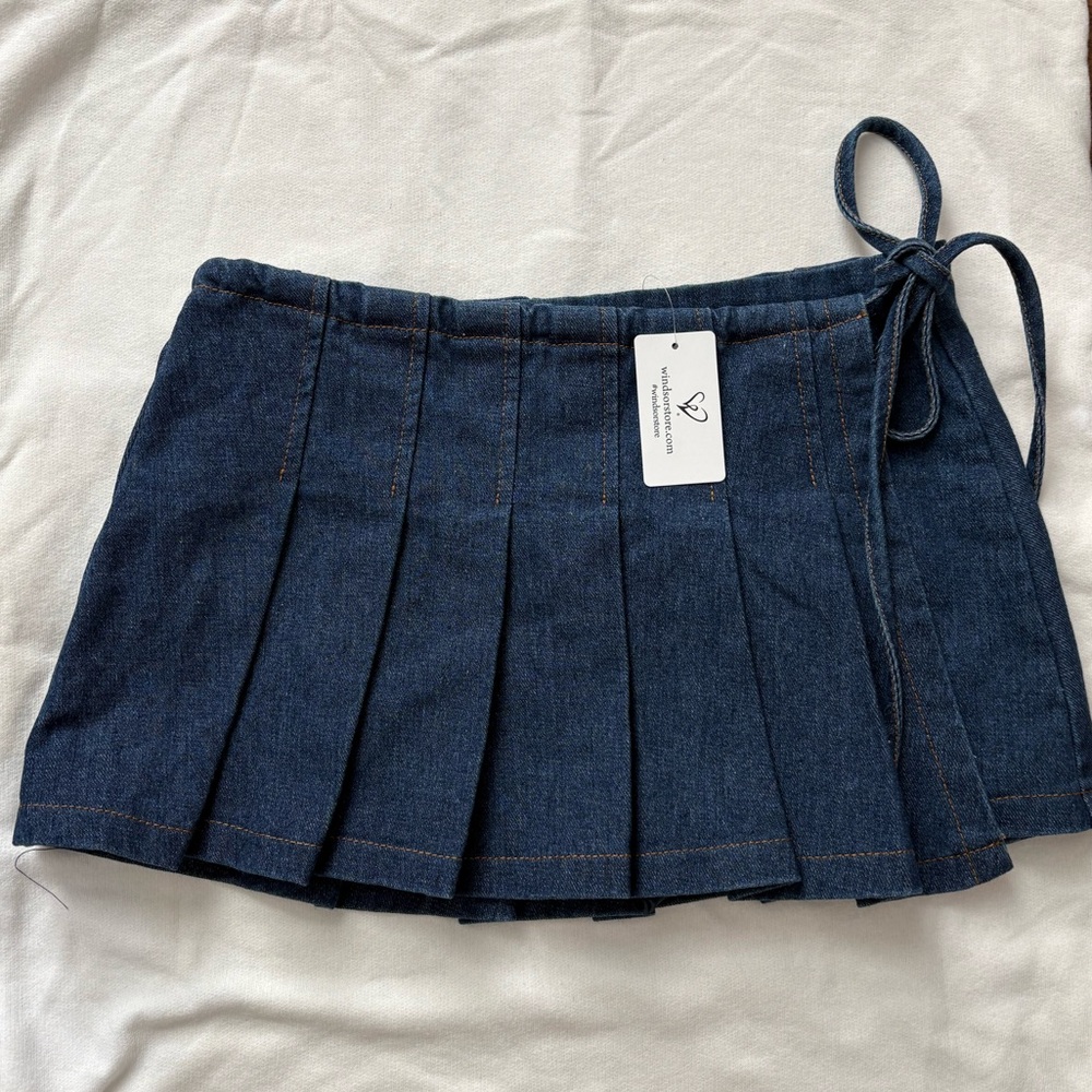 Windsor Dark Blue Mini Skirt